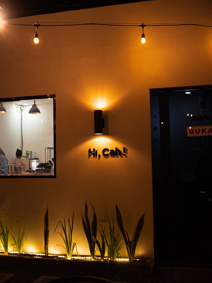 Suasana Cafe